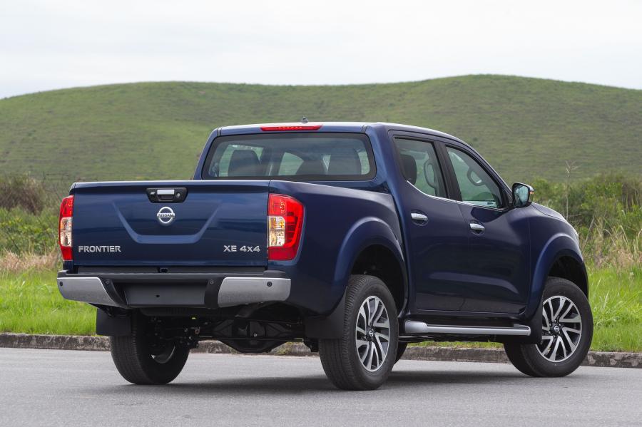  Nissan Frontier XE Double Cab (D23) 2017 года  (LA) (фото 2 из 10)